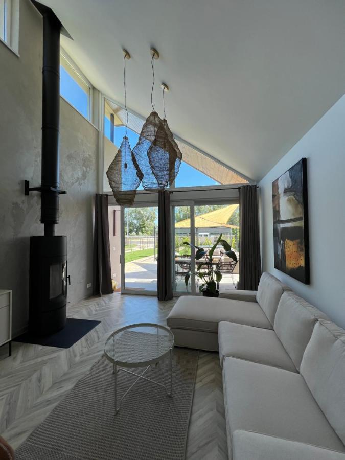 Beige Villa Balatonkenese Luaran gambar